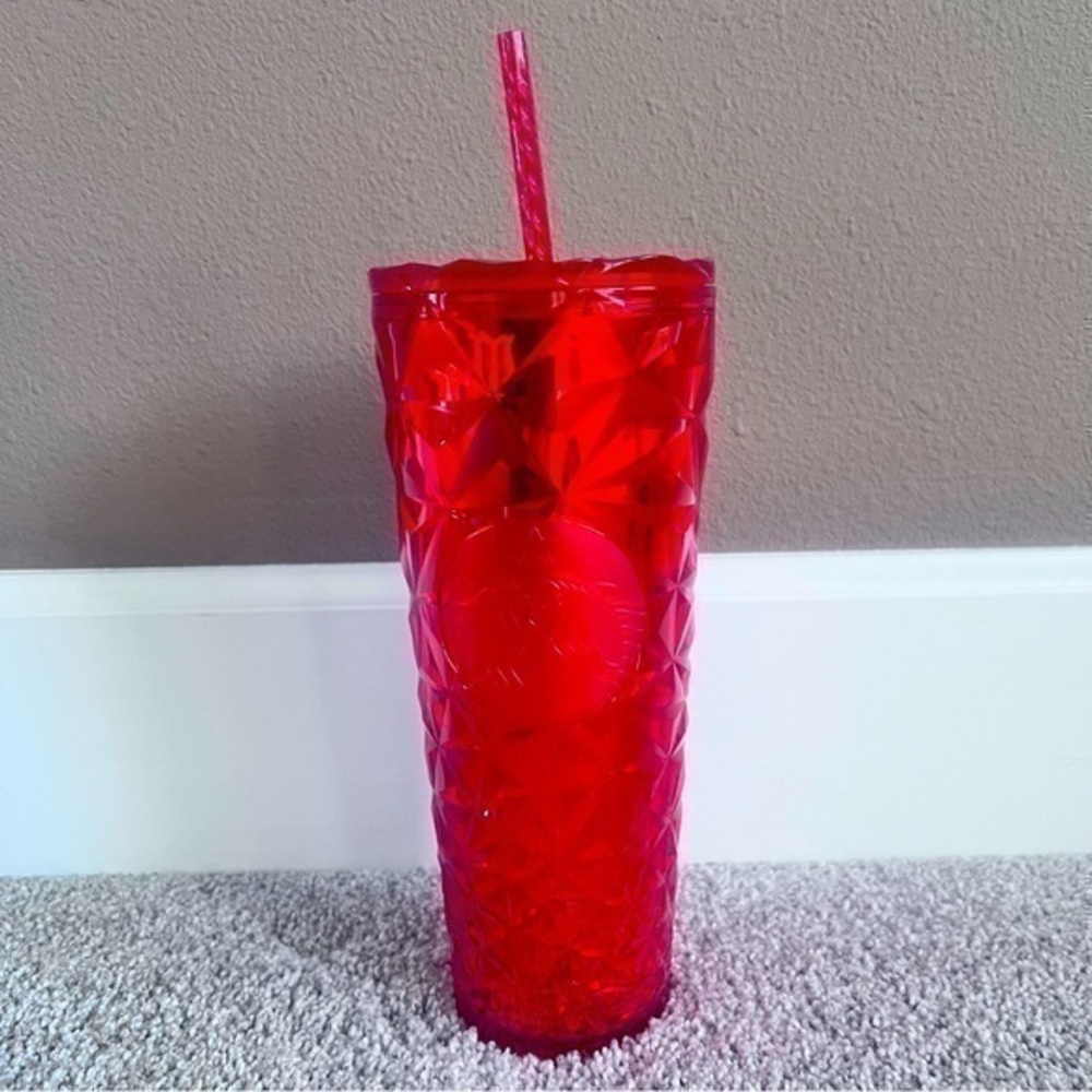 NWT Starbucks 2023 Holiday red venti cup